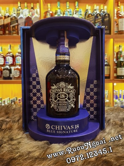 Rượu Chivas 18YO Blue Hộp Quà 2023