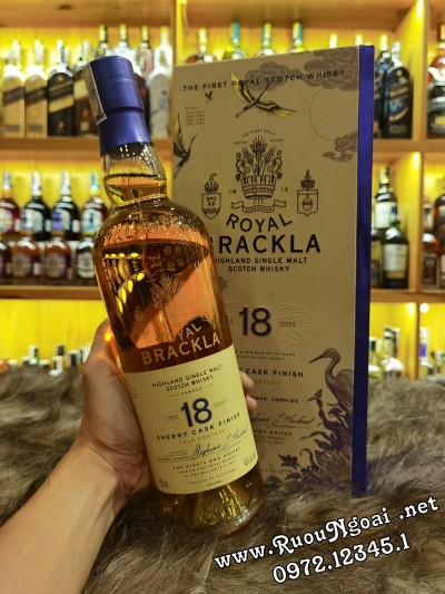 Rượu Royal Brackla 18YO Sherry Cask Hộp Quà